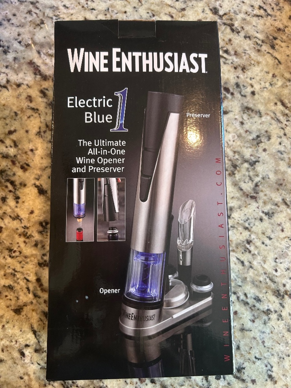 Wine Enthusiast Electric Blue One Wine Opener Set All-In-One Preserver - NEW